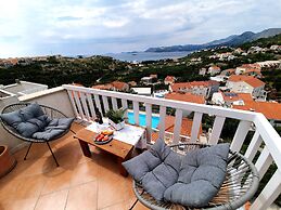 Apartments Zvrko