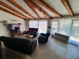 Apartments Zvrko