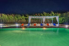 Smaragdi Hotel Apartments