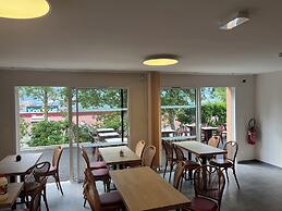 Brit Hotel Essentiel Millau