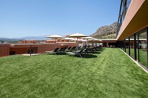 Kiani Beach Resort Family