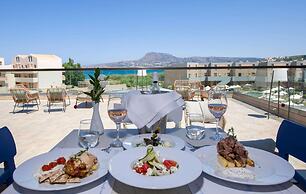Kiani Beach Resort Family