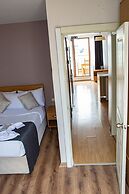 Three Apples Suites and Hotel