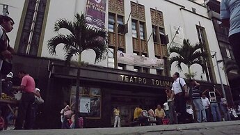 Hotel Center