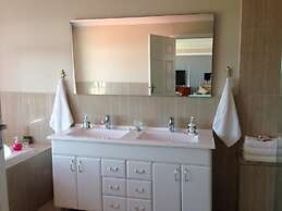 Ocean Dreams Bed & Breakfast