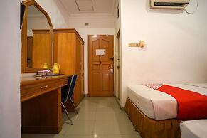 Super OYO 1173 Hotel Shofa Marwah