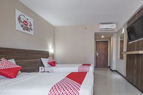OYO 1081 Allson City Hotel Makassar