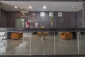 OYO 1081 Allson City Hotel Makassar