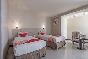 OYO 1081 Allson City Hotel Makassar