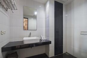 OYO 1081 Allson City Hotel Makassar