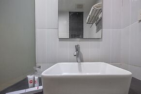 OYO 1081 Allson City Hotel Makassar