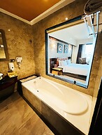 Crescent Spa And Resorts Indore