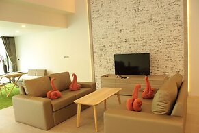 Pause Pool Villa by Replay