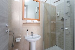 Tarona Guesthouse