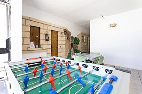 Tarona Guesthouse