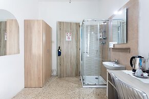 Tarona Guesthouse