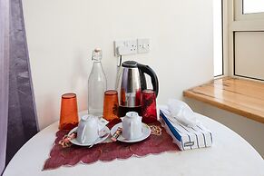Tarona Guesthouse