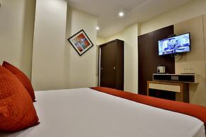 Hotel Suraj Palace