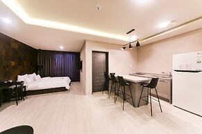 Le Idea Hotel