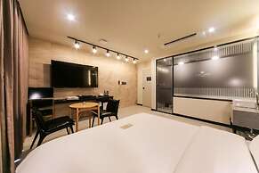 Le Idea Hotel