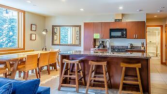 Kookaburra Lodge #303 By Bear Country