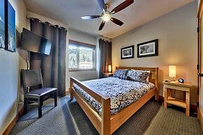 Kookaburra Lodge #202 By Bear Country