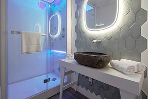 Diamond Suite