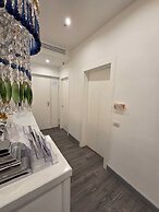 Diamond Suite