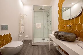 Diamond Suite