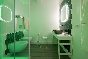 Diamond Suite