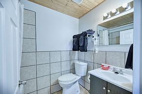 Maple Leaf Motel & RV Resort