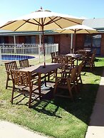 Regency Court Motel