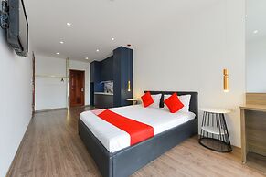 BH Riverside Hotel