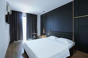BH Riverside Hotel