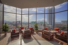 G8 Luxury Hotel Da Nang