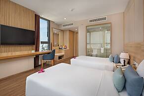 G8 Luxury Hotel Da Nang