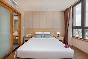 G8 Luxury Hotel Da Nang