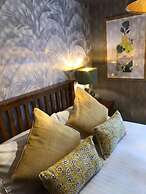 The Wheatsheaf Inn