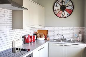 Bove Town House