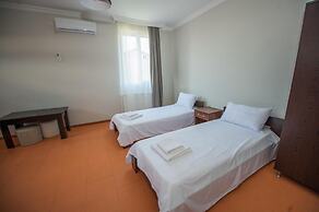 Hotel Cosmos