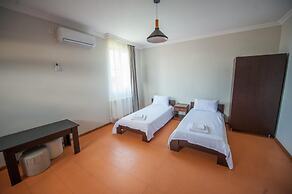 Hotel Cosmos