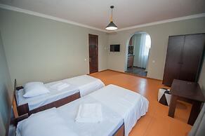 Hotel Cosmos