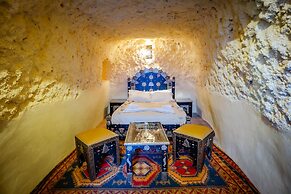 Kasbah Tizzarouine