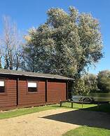 Woodlakes Park