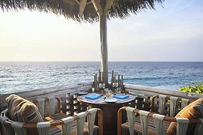 JW Marriott Maldives Resort & Spa