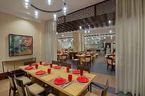 DoubleTree by Hilton Doha - Al Sadd