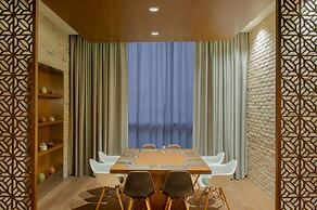 DoubleTree by Hilton Doha - Al Sadd