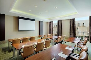 DoubleTree by Hilton Doha - Al Sadd