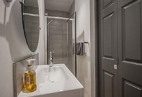 Feather Bed Cottage B&B