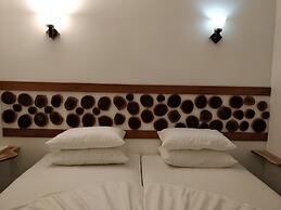 Alkina Lodge